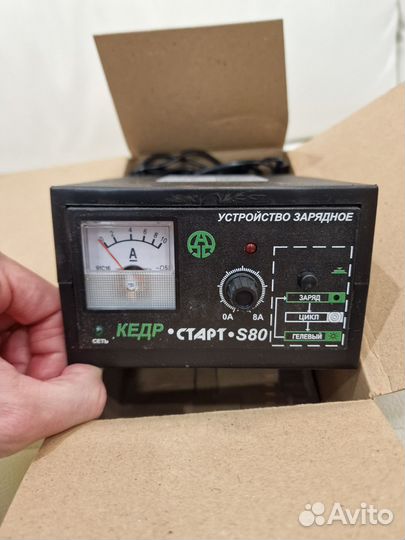 Новое зарядное устройство Кедр-старт 10 А