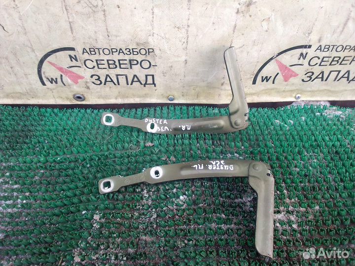 Renault duster Петля капота левая 2016 год