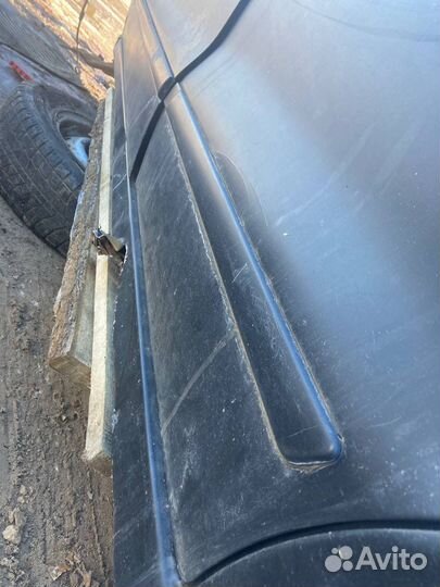 Молдниги дверей mitsubishi galant 8