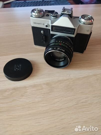 Плёночный зеркальный фотоаппарат зенит helios-44-2