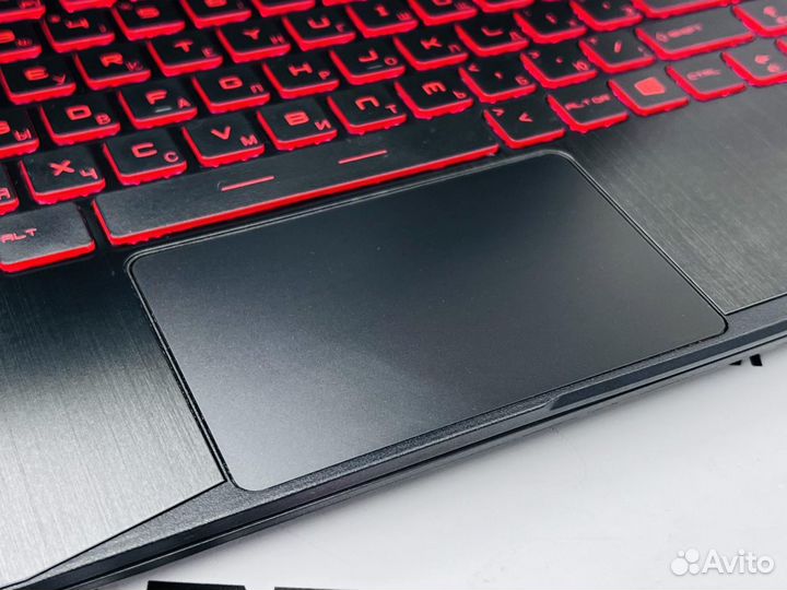 Ноутбук MSI 17.3