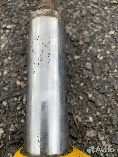 Передние амортизаторы Bilstein B8 BMW 5 E60 E61