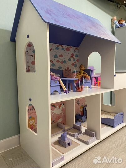 Домик кукольный