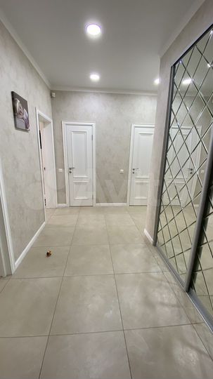 2-к. квартира, 71,8 м², 12/12 эт.