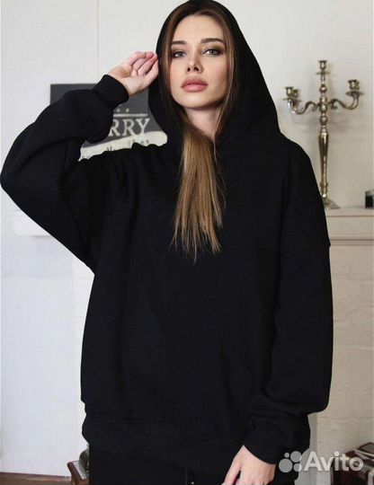 Спортивный костюм женский