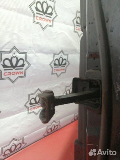 Ограничитель двери передний левый Land Rover Range