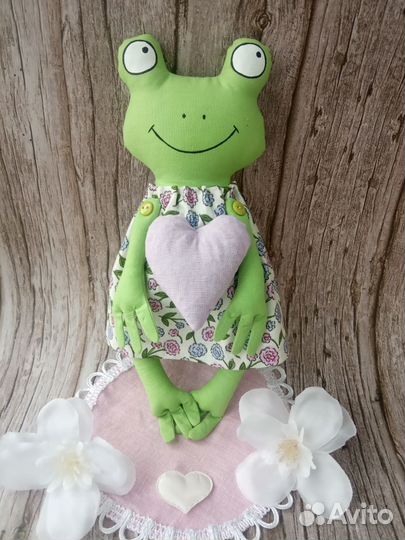 Кукла лягушка с лавандой