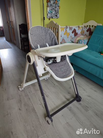 Стульчик для кормления с шезлонгом