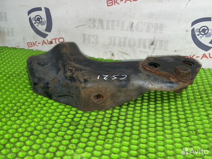 Крепления переднего бампера Chevrolet Suburban GMT