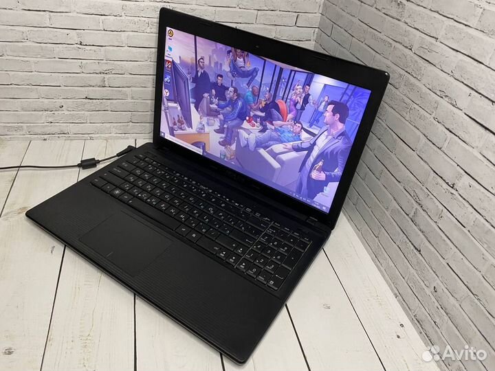 Мощный ноутбук Asus SSD + HDD