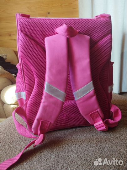 Рюкзак школьный для девочки 1 -3 класс