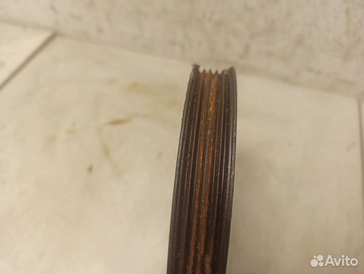 Шкив коленвала MN163744