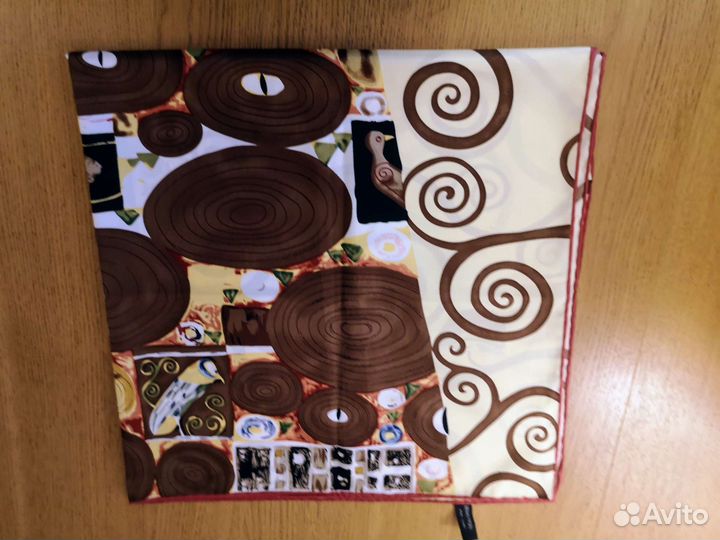 Шелковый платок