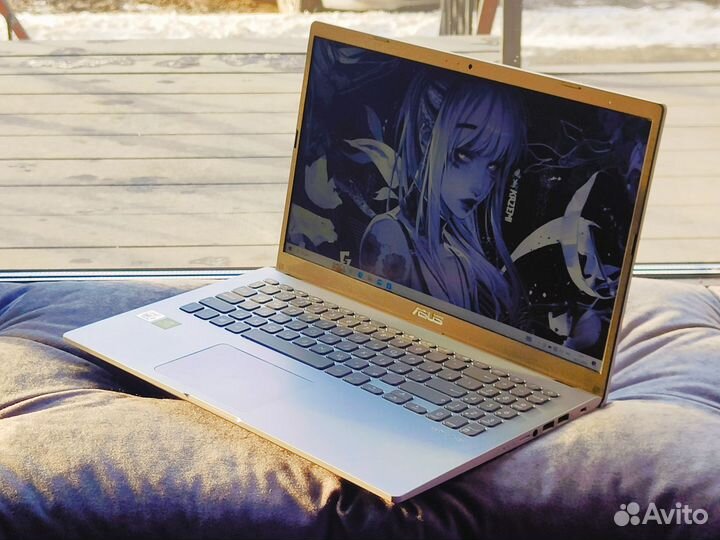 Классный ноутбук Asus VivoBook на каждый день