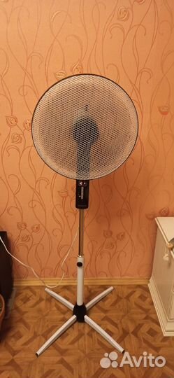 Вентилятор напольный polaris psf 40rc