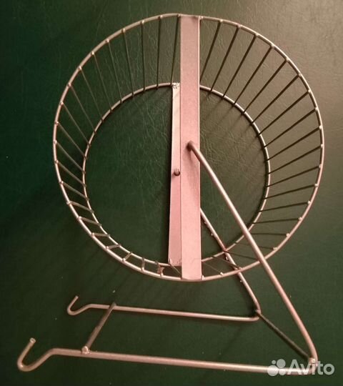 Металлическое колесо для хомяка