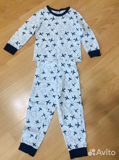 Комплект брендовых детских вещей на мальчика