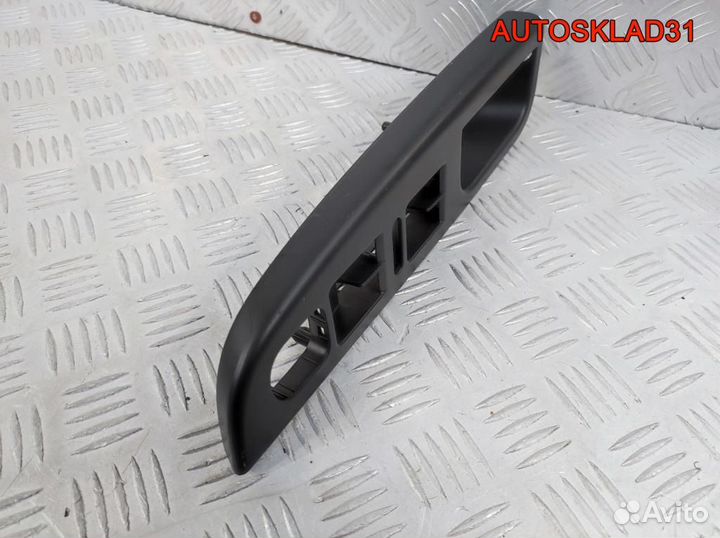 Накладка ручки внутренней VW Golf 5 1K4868049C
