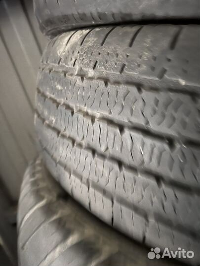 Kumho 722 235/60 R17