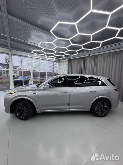 LiXiang L7 1.5 AT, 2024, 10 км