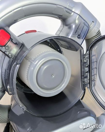 Автомобильный пылесос Black+Decker