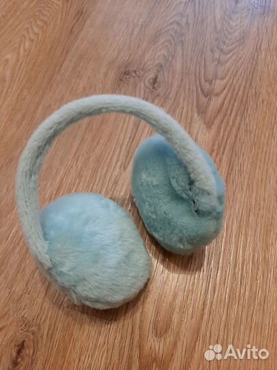 Шлем, шапки с ушками, наушники, перчатки