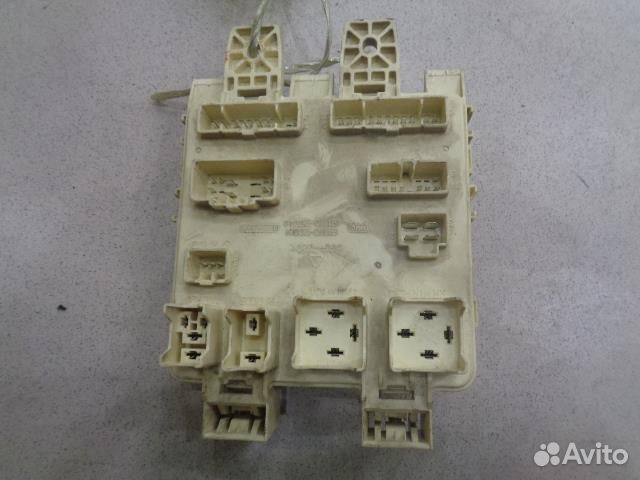 Блок предохранителей салонный Hyundai Elantra XD