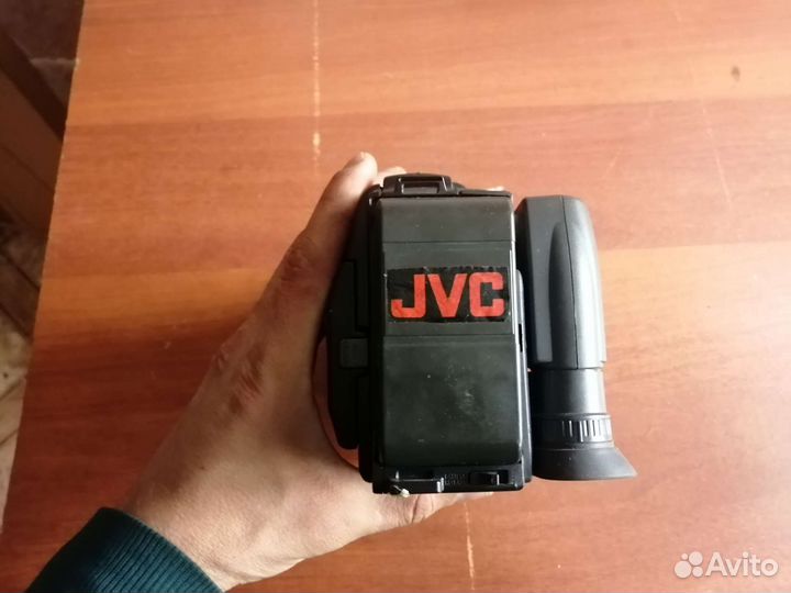 Видеокамера jvc