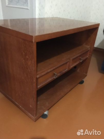 Тумба под тв