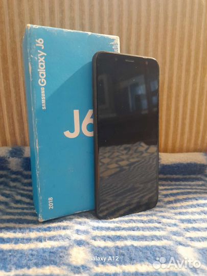 Смартфон Samsung Galaxy J6 (2018) SM-J600F