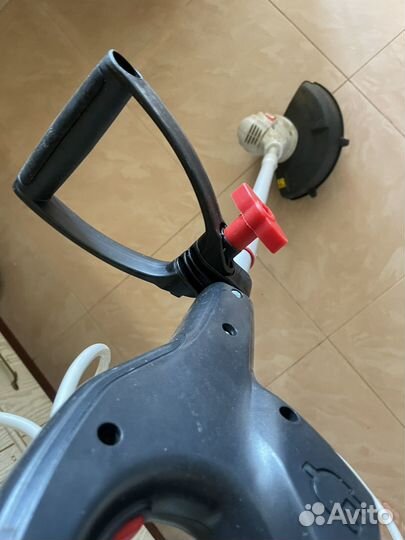 Газонокосилка электрическая