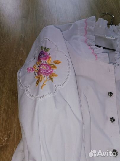 Блузка с пышными рукавами, Баварская винтаж