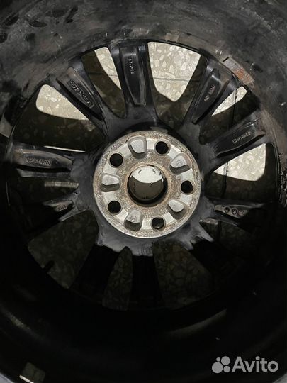 Комплект колес Lexus NX r18 с шипованной резиной