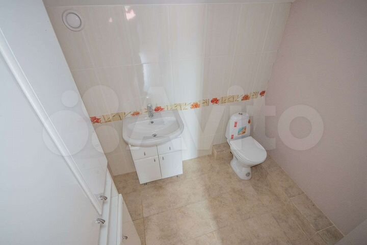 Дом 172,9 м² на участке 15 сот.