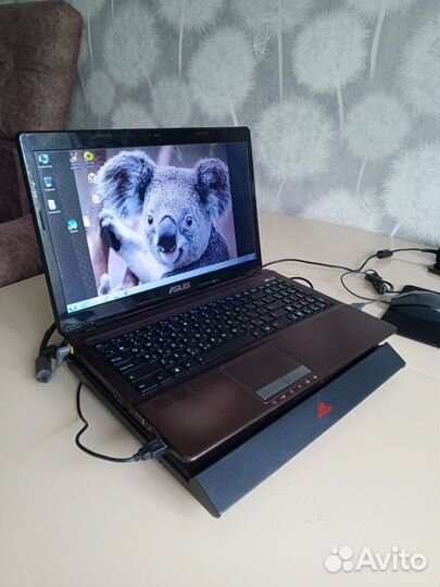 Ноутбук asus
