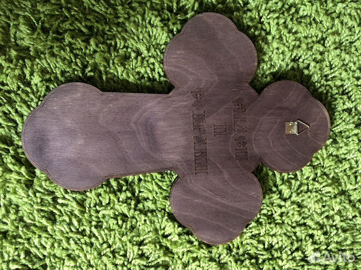 Крест на стену