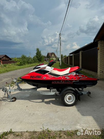 Гидроцикл BRP RXP215