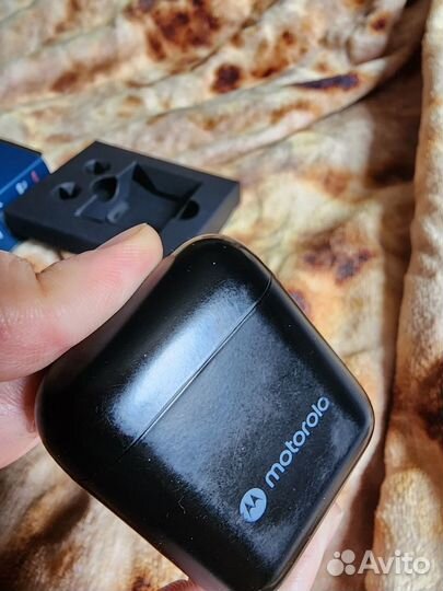 Беспроводные наушники Moto buds 120