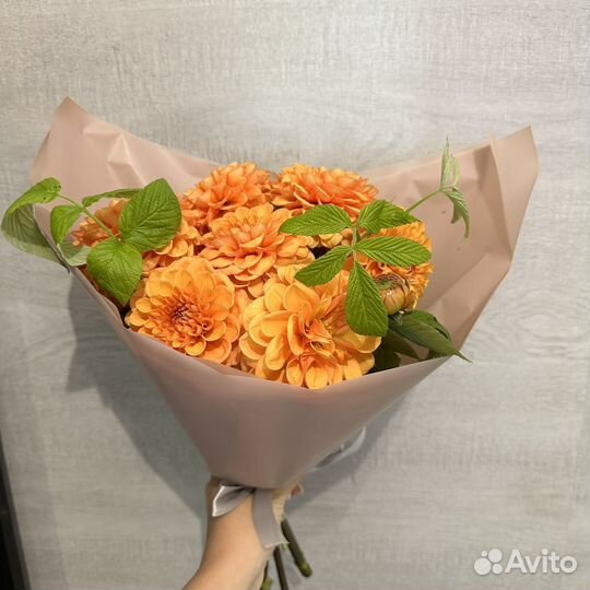 Букет из георгин