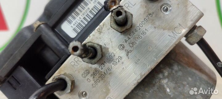 Блок абс Mitsubishi Colt Z32A 3A91 2008