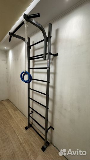 Шведская стенка с турником и гимнастическим матом