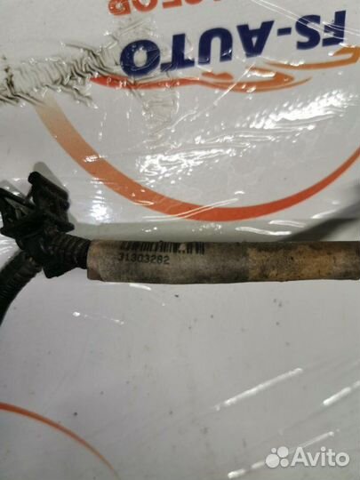 Датчик положения коленвала Volvo V60 2.0 дизель