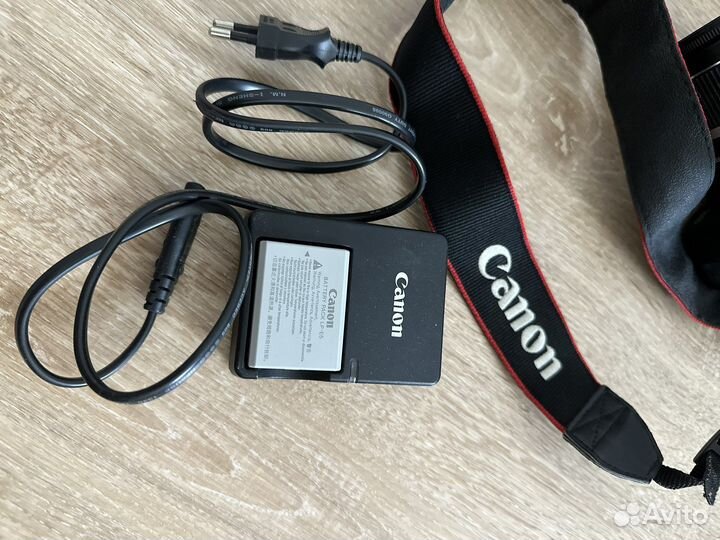 Зеркальный фотоаппарат canon 500 d