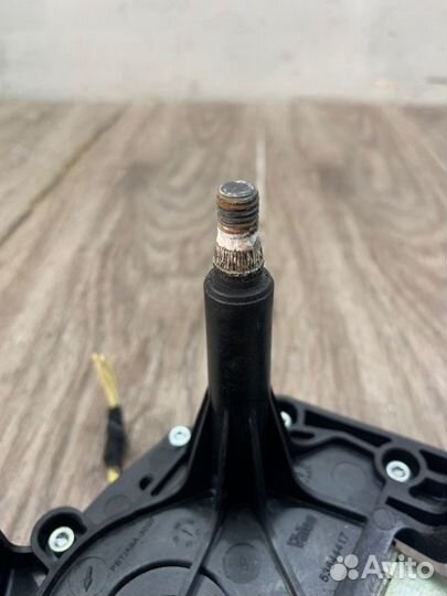 Мотор дворников задний Opel Corsa D хетчбэк 5-ти