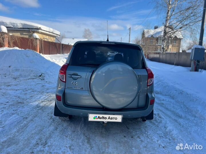 Toyota RAV4 2.0 AT, 2007, 167 000 км