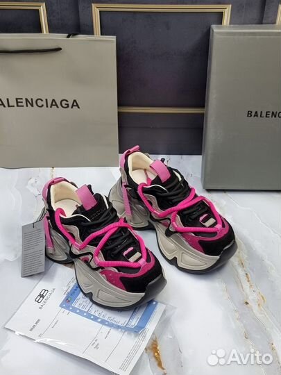 Кроссовки женские balenciaga