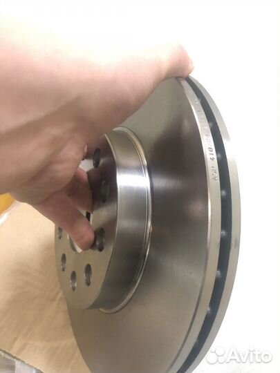 Вентилируемый тормозной диск пер. skoda octavia a7