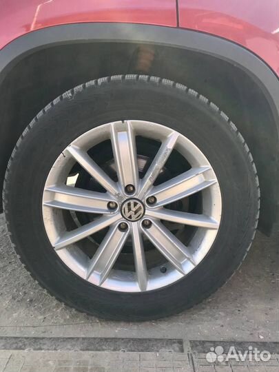 Колеса в сборе NokianHakka. 235/55r17 шип. зим