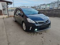 Toyota Prius Alpha 1.8 CVT, 2011, 180 000 км, с пробегом, цена 1 500 000 руб.