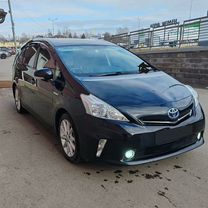 Toyota Prius Alpha 1.8 CVT, 2011, 180 000 км, с пробегом, цена 1 500 000 руб.